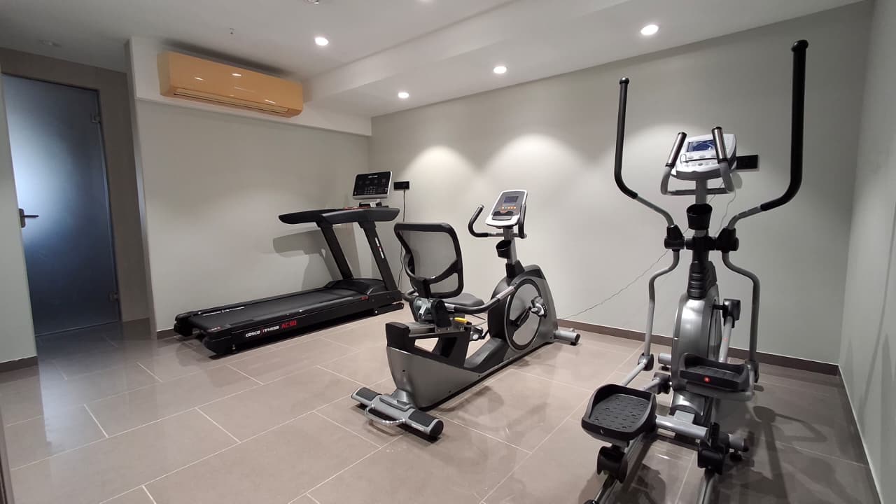 4BHK Flat for Rent Juhu