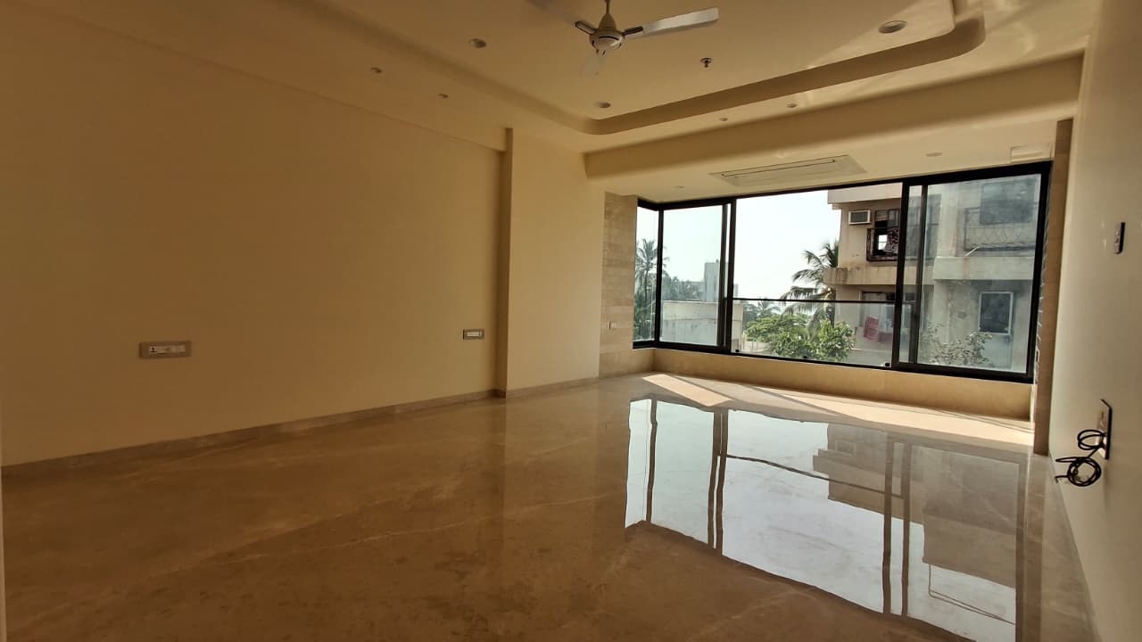 4BHK Flat for Rent Juhu