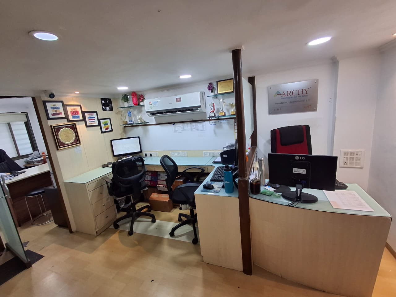 Office for Sale in Crystal Plaza, Andheri West